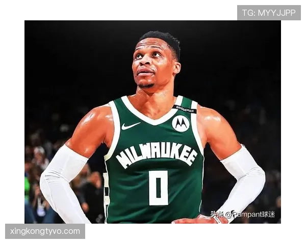 比尔·拉塞尔防守篮板压制威少提升球队内线硬度