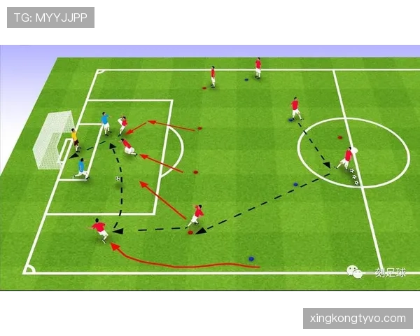 官员被罚离场？一文说清足球比赛中非球员人员的判罚规则