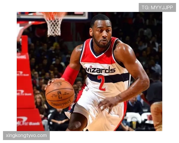 约翰·沃尔关键突破提速拉开空间推动球队快攻转换效率提升